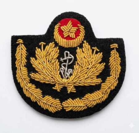 Beret Cap Badge Navy Single Brass